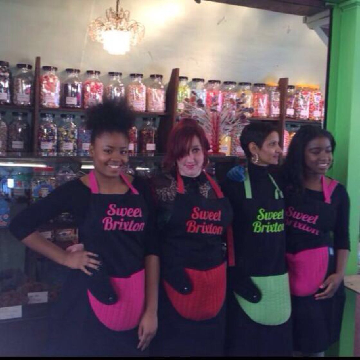 sweet_brixton's profile picture. 