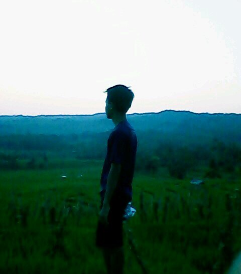 azzuri_taufik's profile picture. Selama kita yakin, tidak ada yang kamu mungkin. percaya diri! kamu lebih hebat dari yang kamu pikirkan.