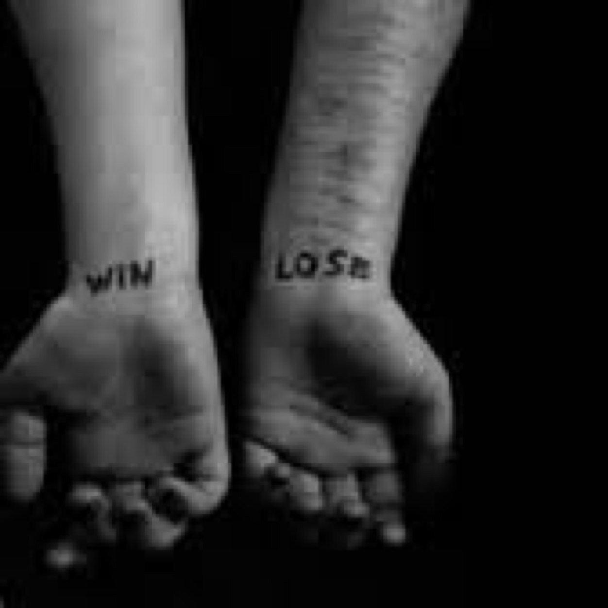 sorry_i_exist's profile picture. -everyone's happy living their perfect lives, they don't know I'm trying not to end mine-