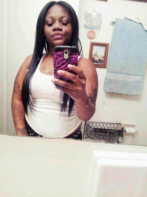 follow me on insta: Hennessy_Champayne
