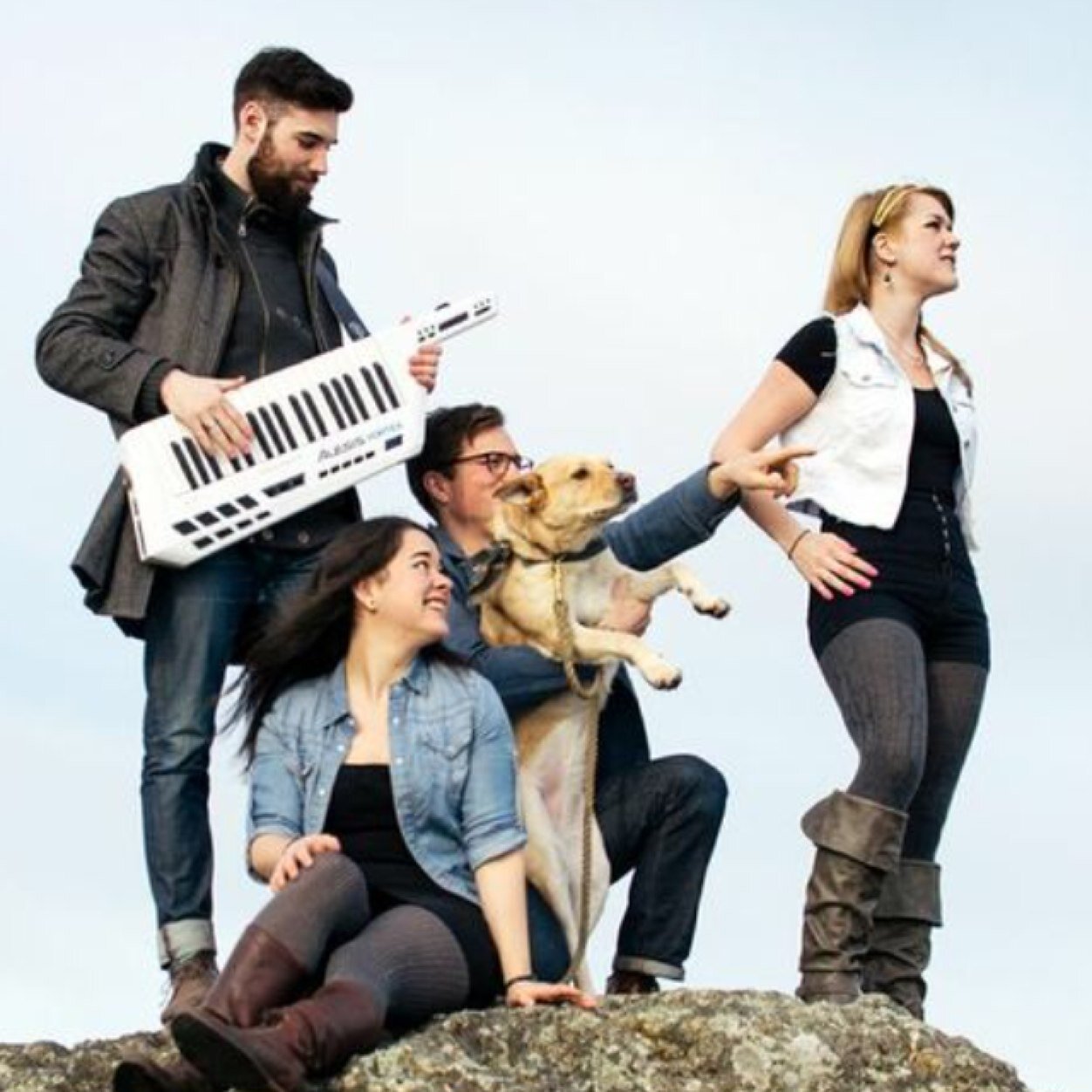 solarsailmusic's profile picture. Nonsynthsical natterings from your friendly neighbourhood space-dorks @kelsey_lian @kerflorian @lukees & @jesselupini