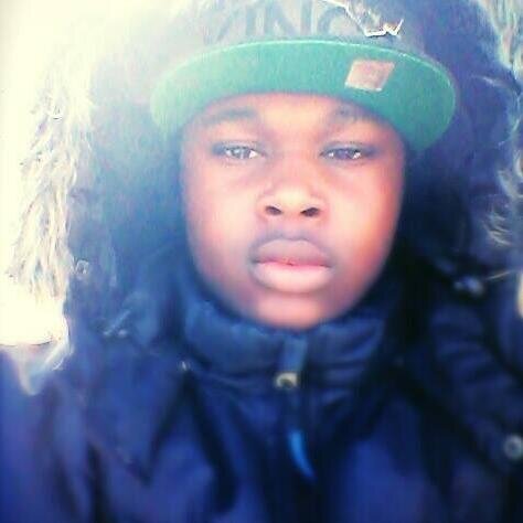 We Chill In T.O | God Respect | #MayBaby
| IG:___Savage4Life | Stay Drillin | #Ballislife | ︻╦╤─ --- #TeamNoLacking | #TeamGoHard | #Obey | R.I.P CUZ |