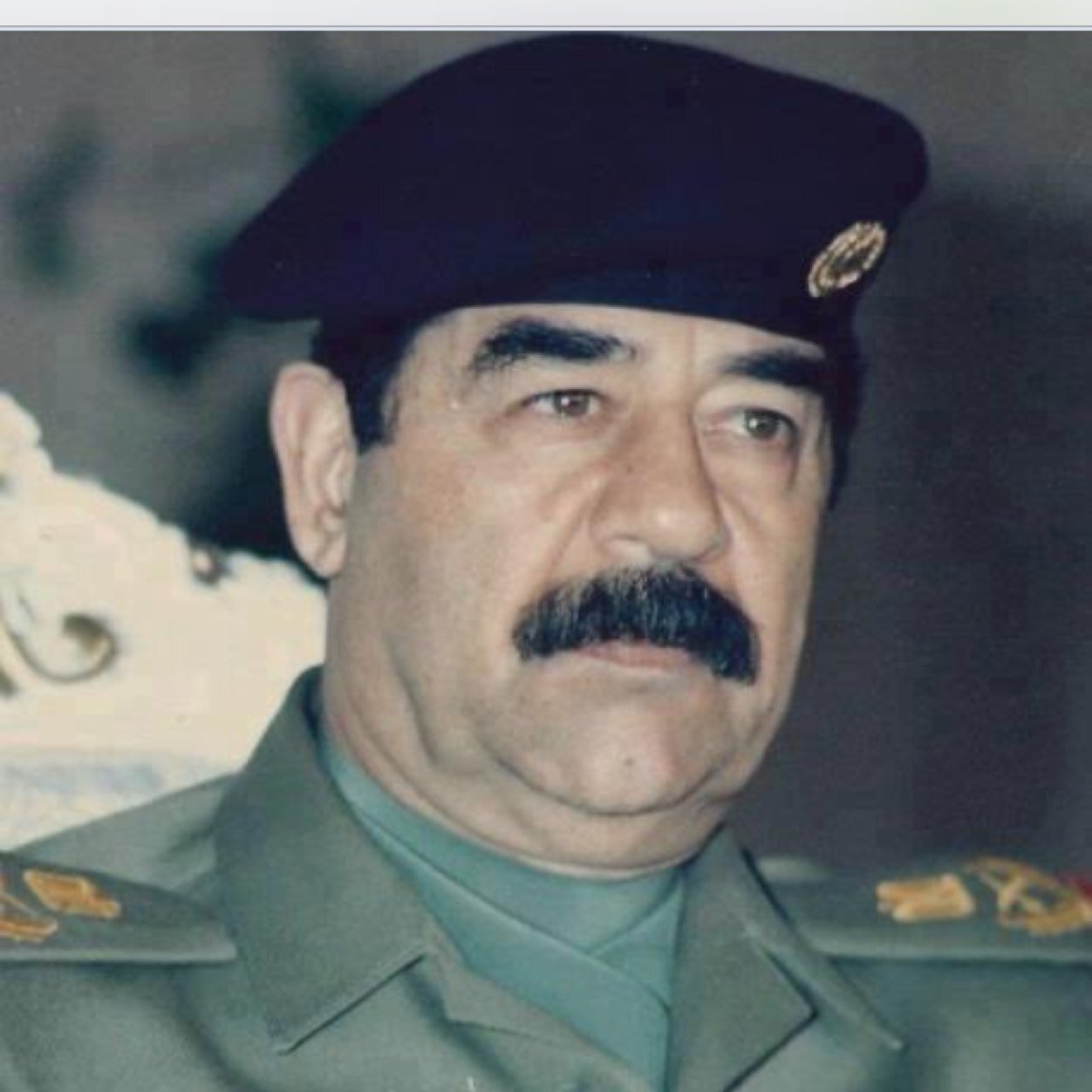 نرحب بمحبي شهيد الامه العربيه صدام حسين عبد المجيد رحمه الله وانس الله وحشته فقط للمحبين احبكم الله .
جيش عمر
صلوً على النبي