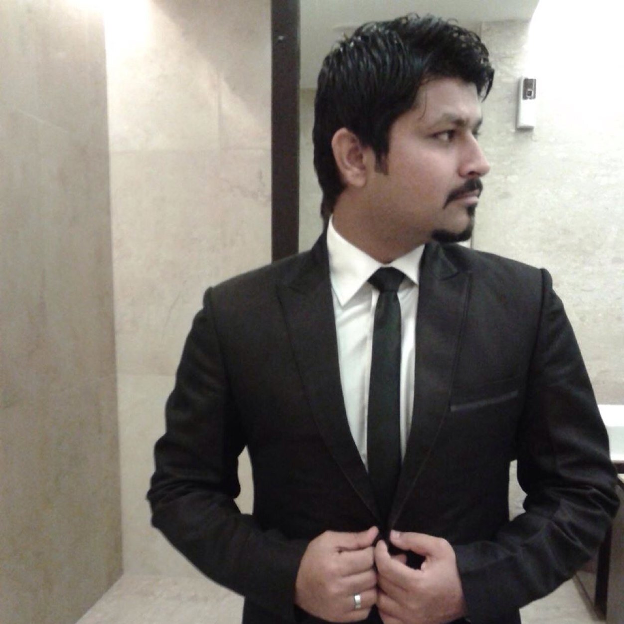 yogesh_sharma87 Profile Picture
