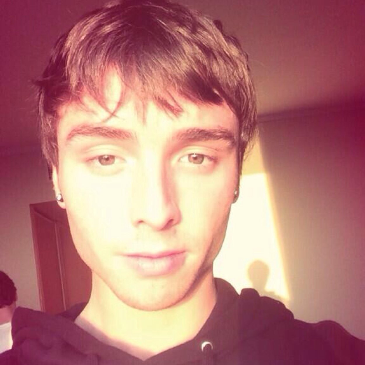 WesHardNips's profile picture. Free follow from @KeatonsRebel