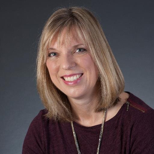 Helping businesses create relationships through content and social media marketing.