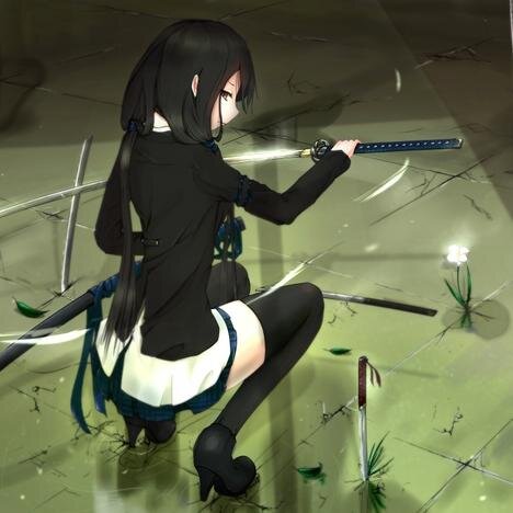I'm a hybrid|| Half-vampire other half human|| Slowly trying to conquer the world|| Otherwise pretty awesome||#RP