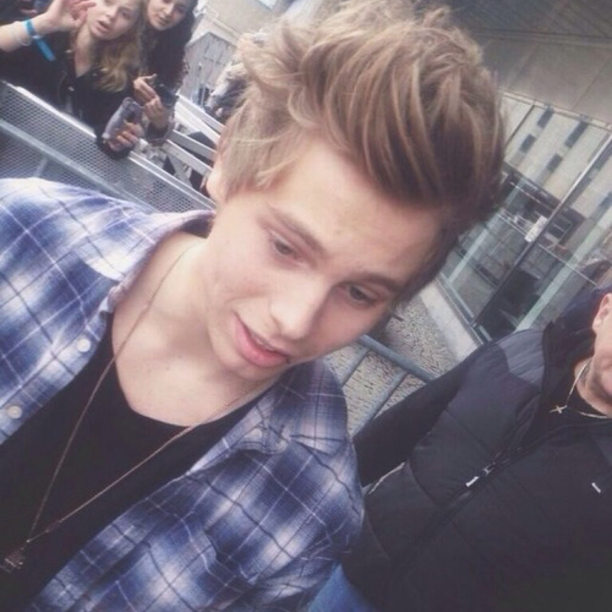 i think ur hella rad