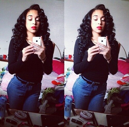 AnsleyCoveney's profile picture. In public: Horrible singer. In my r