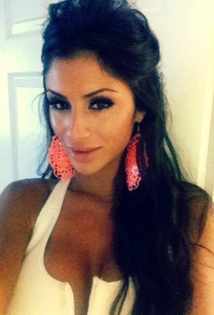 LoreleiMische's profile picture. Life is short. Smile while you still have teeth.