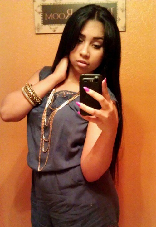 WinonahOrchard's profile picture. Fast replies makes me feel like you actually want to talk to me, but slow replies makes me think you're actually talking to someone better.