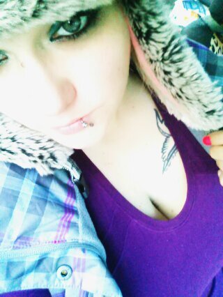 db4217fd111f416's profile picture. I'm a kick ass crime fighting super ninja beauty queen that works construction by day, and saves the pacific northwest by night!