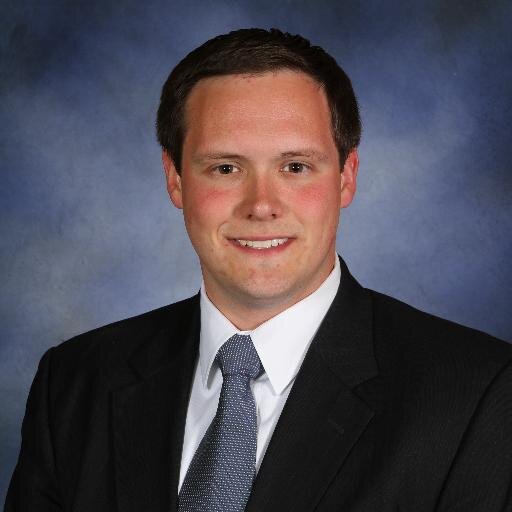 Commercial real estate @CurryRealEstate. Former board member @ParkHillSchools & member of @IREMKansasCity. Fan of Mizzou, Kansas City, & Park Hill.