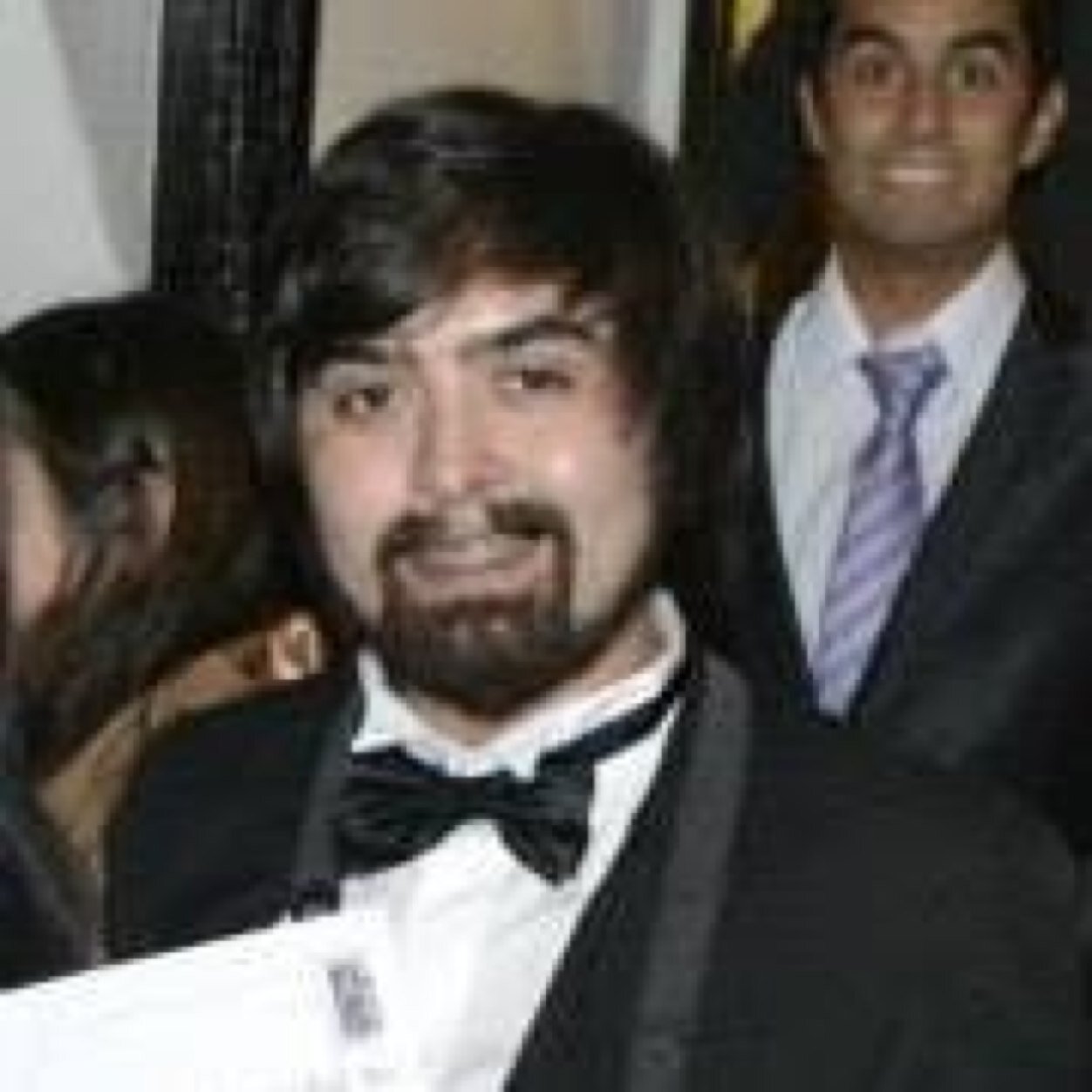 alonsoaliste's profile picture. Médico EDF La Unión, gamer ps4, guitarrista, colocolino, doglover.