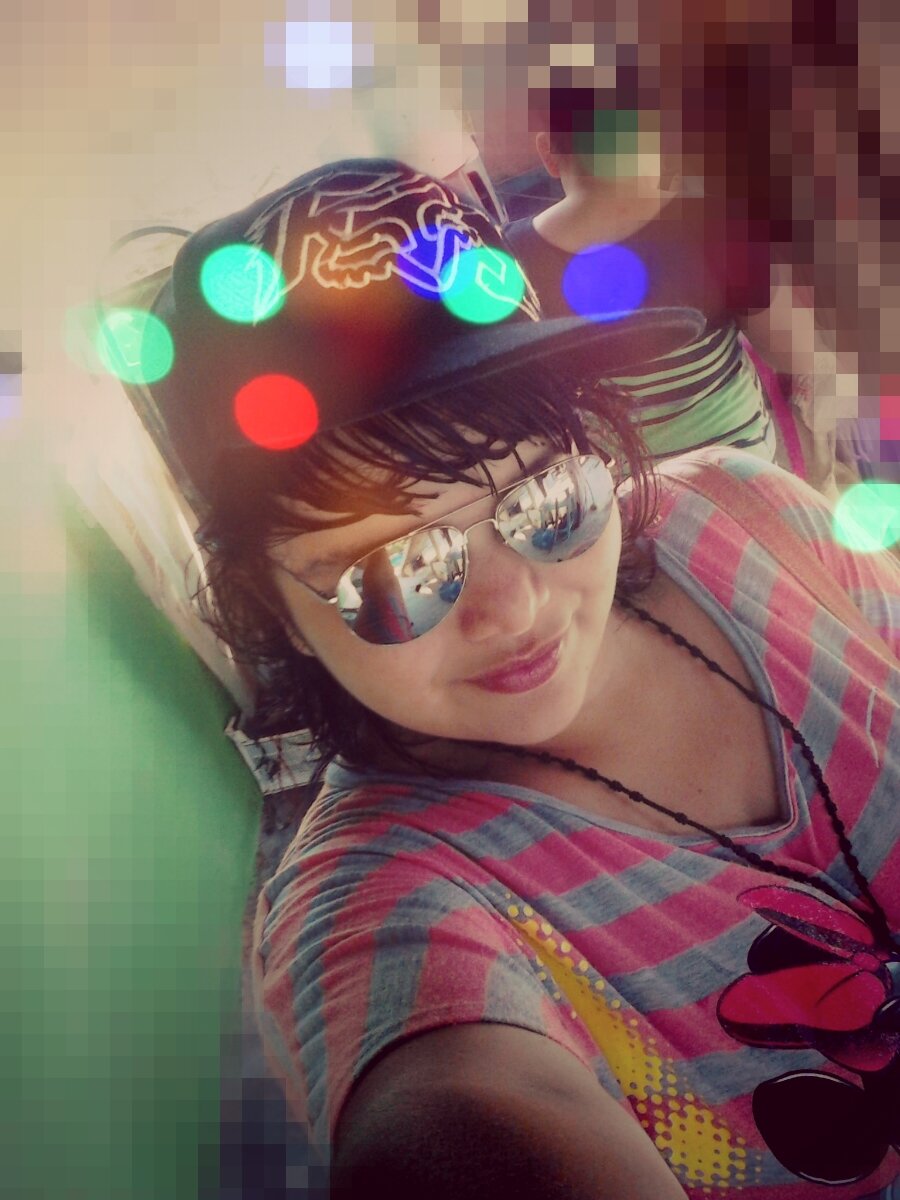 me enkanta ser linda con todos xk selo meresen ellos tambien lo son sea xxava o xxavo ehehehe
