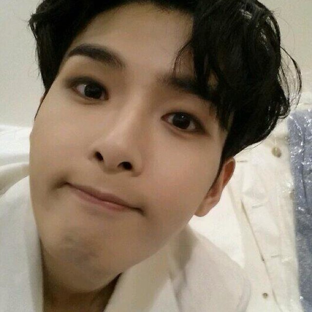 thegyuhyun's profile picture. 령구 | 규민 | 091117