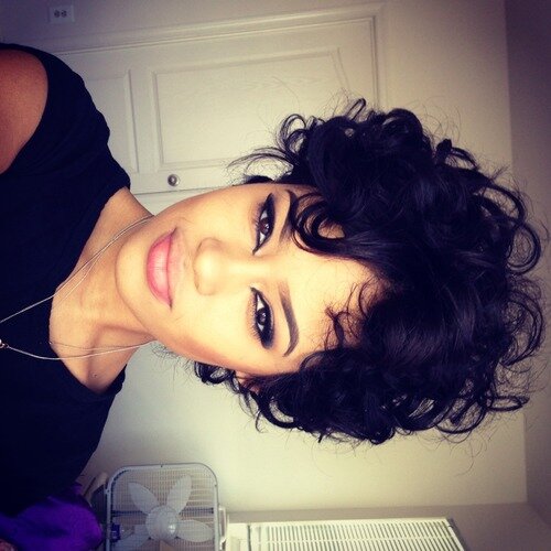 KariaTrams's profile picture. Today is the day, be happy.