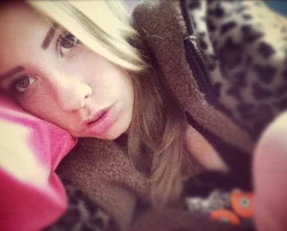 JennileeMcMenig's profile picture. Apology accepted, trust denied.