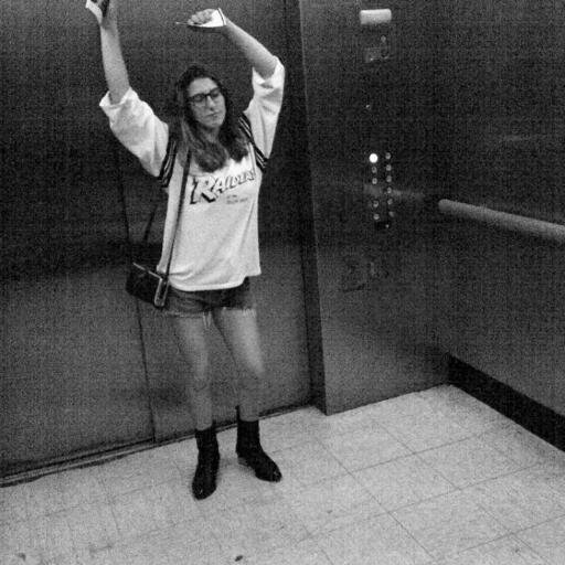 ebbogz's profile picture. raisinoid