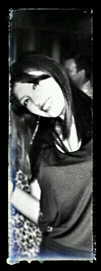 hln_hln's profile picture. 