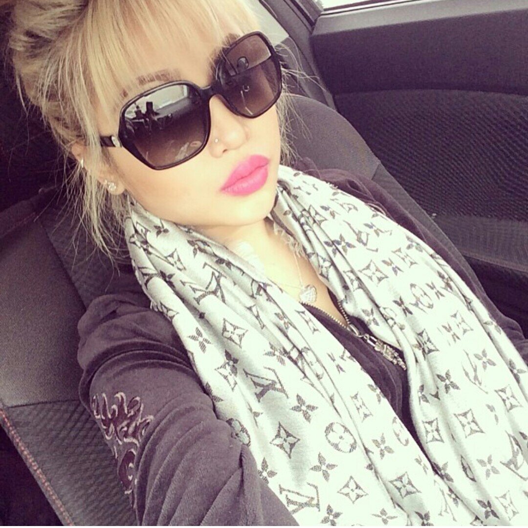 Tinylina_'s profile picture. say you sexy hunay