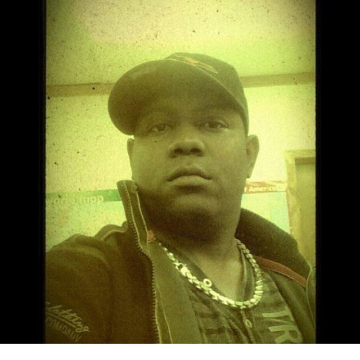 Frankli89143776's profile picture. 