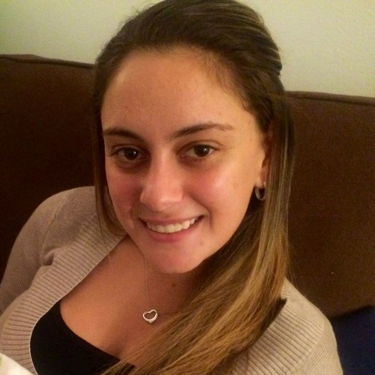 | #NYC Resident | NYU Master in Marketing Candidate with a passion for brands and social media @DianyLevy