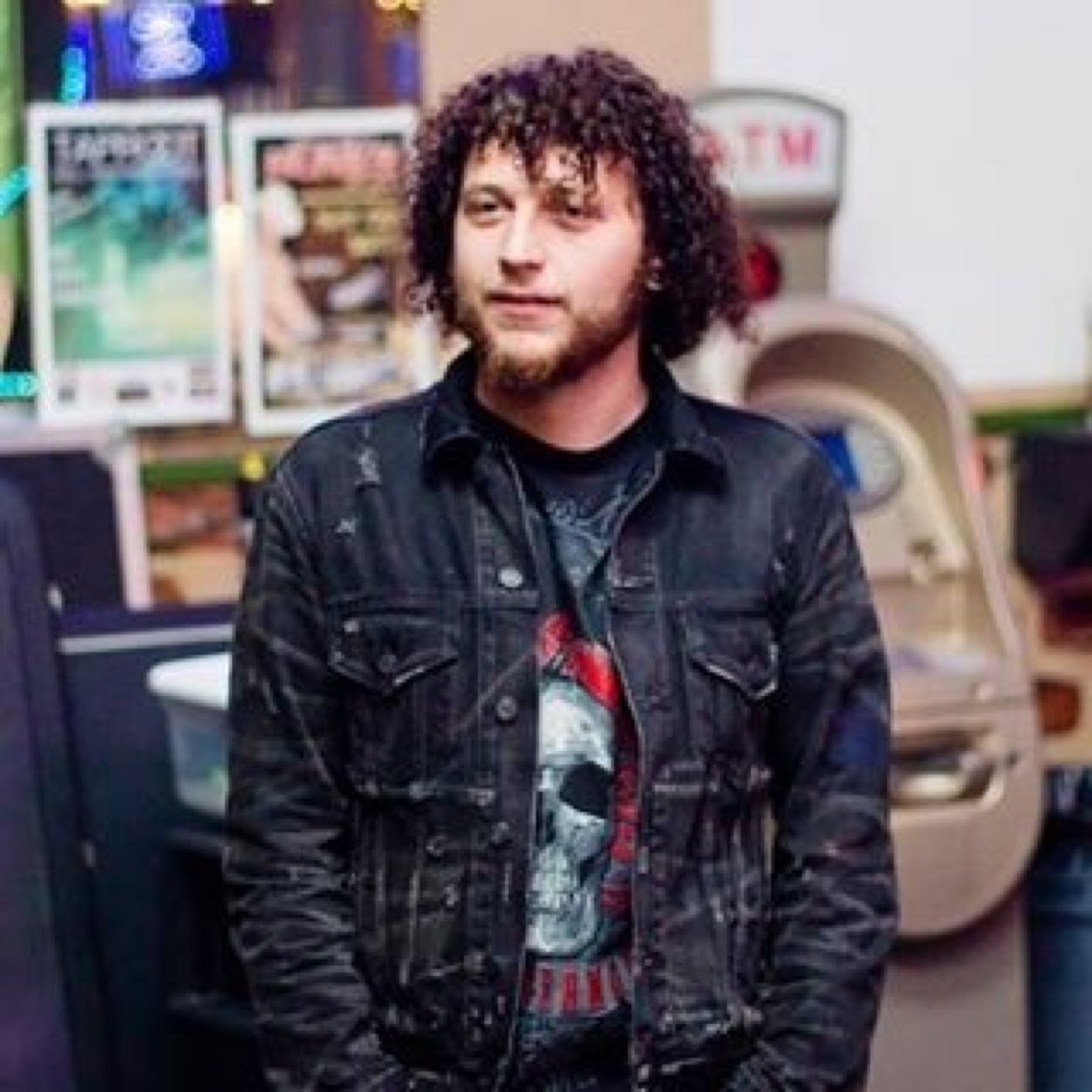 ZackSawyer's profile picture. Vocals / Songwriter: @wildfirebiloxi #spreadthefire Ex-Marine. Villain. Rock Climber. Dog Lover. Entrepreneur. Spotify: https://t.co/B6zp9FWlQC🔥❤️🤘🏻💀🐺