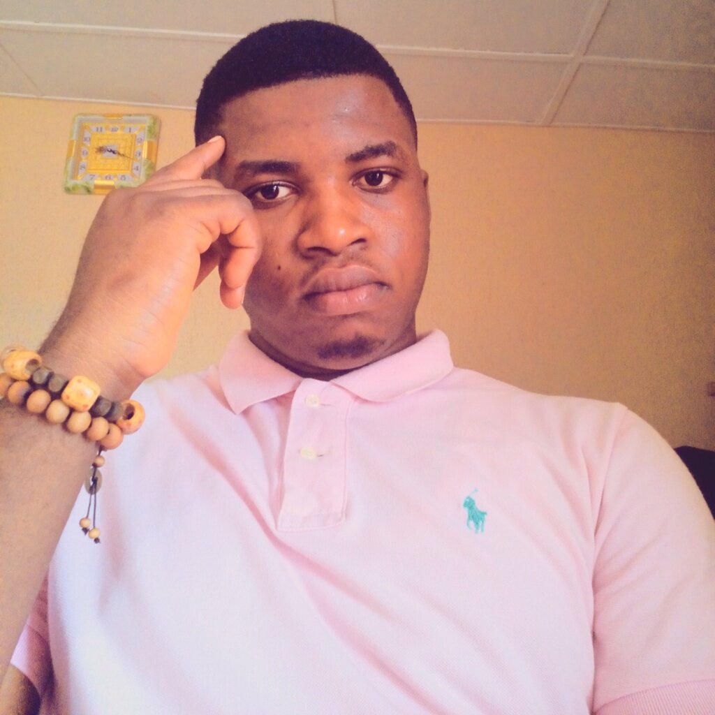 F_Woods, Me A Young GEE...I Do D Normz ;)