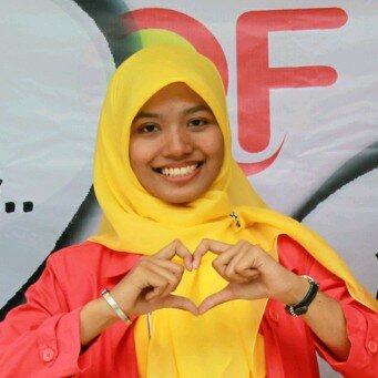 putriwikasari's profile picture. 