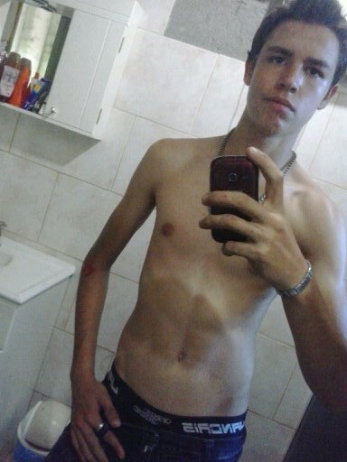 Antes de julgar.CONHEÇA.
Antes de criticar.FAÇA MELHOR.