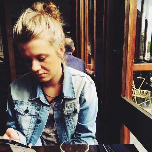 alana_porter's profile picture. 📚🧑🏼‍🔬 🧬   ❤️🤍💙 🏉 🐶