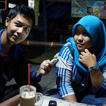 UNP KDR jrsan PG PAUD | 22 februari 1995 3 @SucahyoOky

ikhlaskn n berhentilah mncntai seseorang yg tak mencintaimu,sebab dirimu berhak disayangi dan dicntai