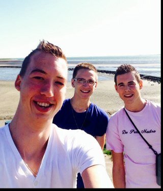 ItsWesleyy_G's profile picture. I come, i fuck things up, i leave ! x