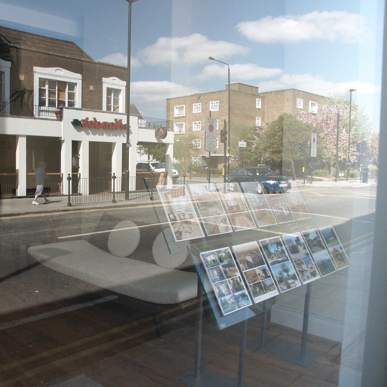 Michael Morris Estate Agents is an established independent estate agency having over 30 years combined experience. Offices in Finsbury Park and Stroud Green.