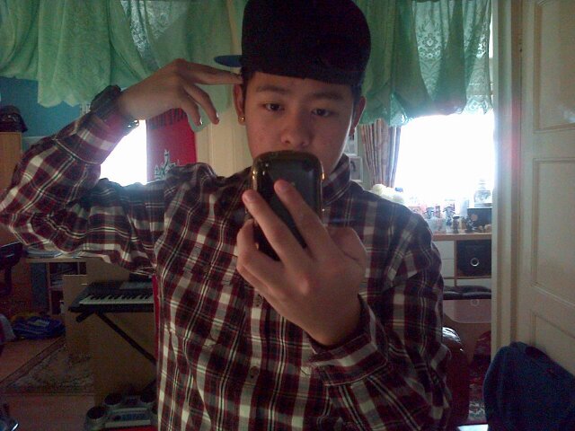 Hey!! I am an actor and musician. Love to play and watch football. Come on LFC!!!