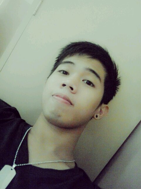 SeanManalo_'s profile picture. Destiny is for people who are to lazy to turn their dreams into reality.