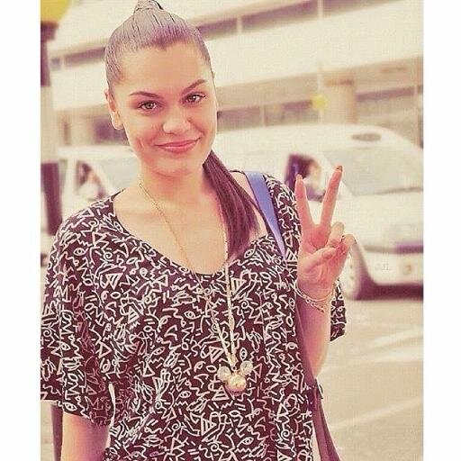 ∞ Heartbeat ∞ ♥ Jessie J is my idol ! ∞ Jesbian ∞ ♥ My other accounts : @isthatsoniaj @soniabrooks69 @JessPerfectJ .