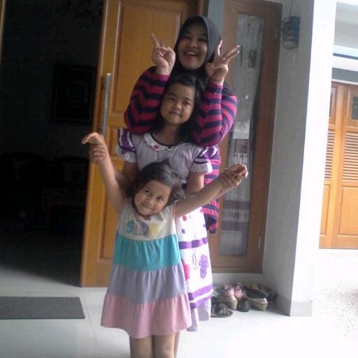 Hulliyatunnisa's profile picture. 