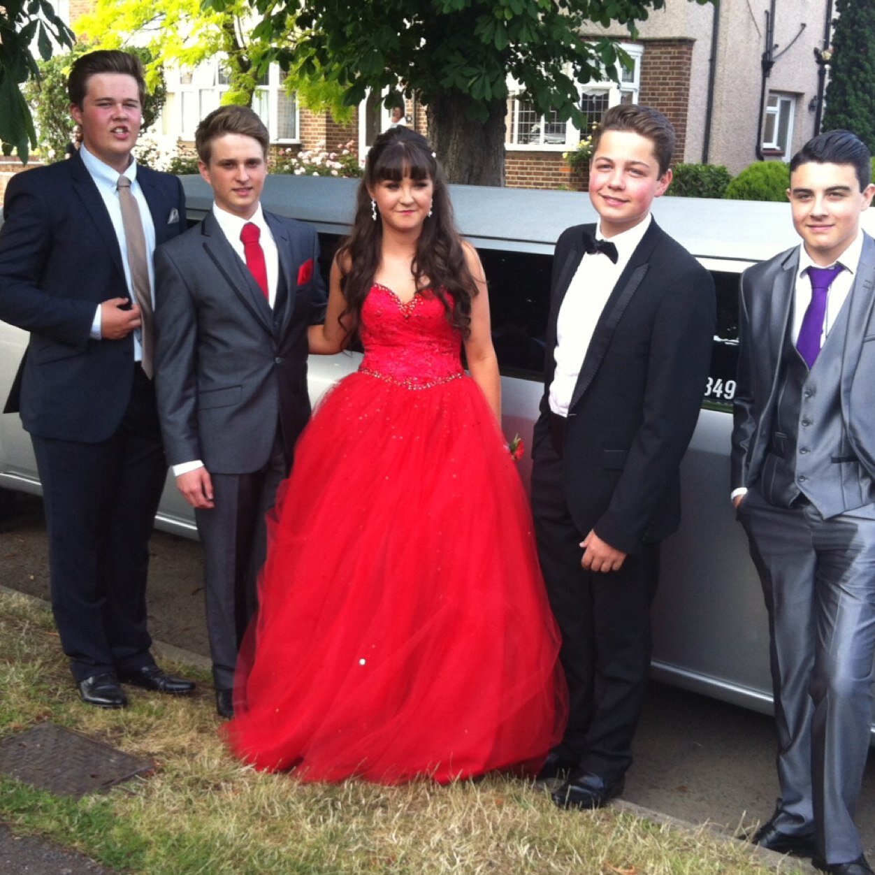 AlexBearddd's profile picture. 