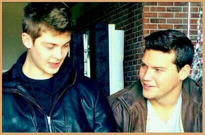 #RestlessRoad forever | #Roadies till the end. | 3/3 (Zach, RestlessRoad & Andrew) follows. [01/08/2013]
