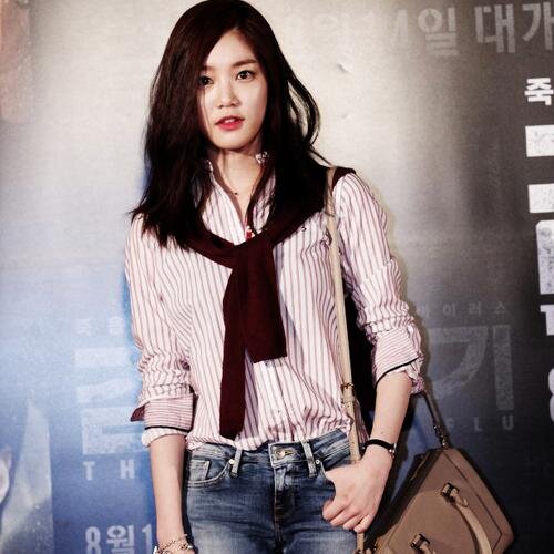 [22.11.1990] Graduates // Coach at Theater club // Art.