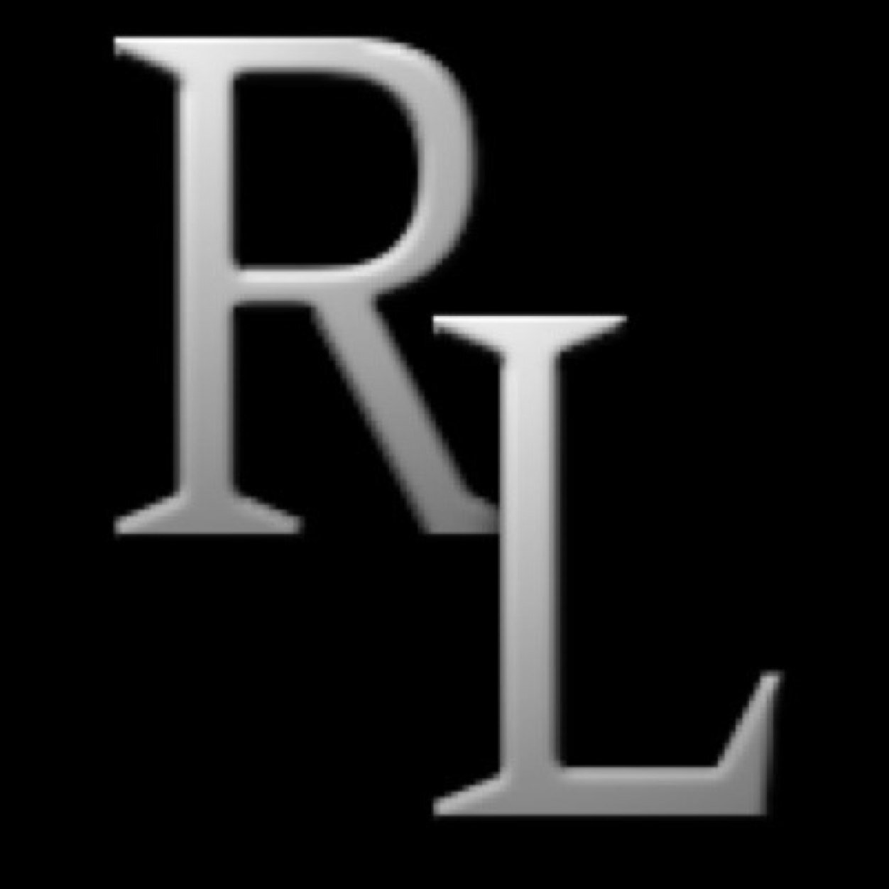 RoyalityBali's profile picture. A New & Small Clothing From Bali | Simple But Royal | Since 2014