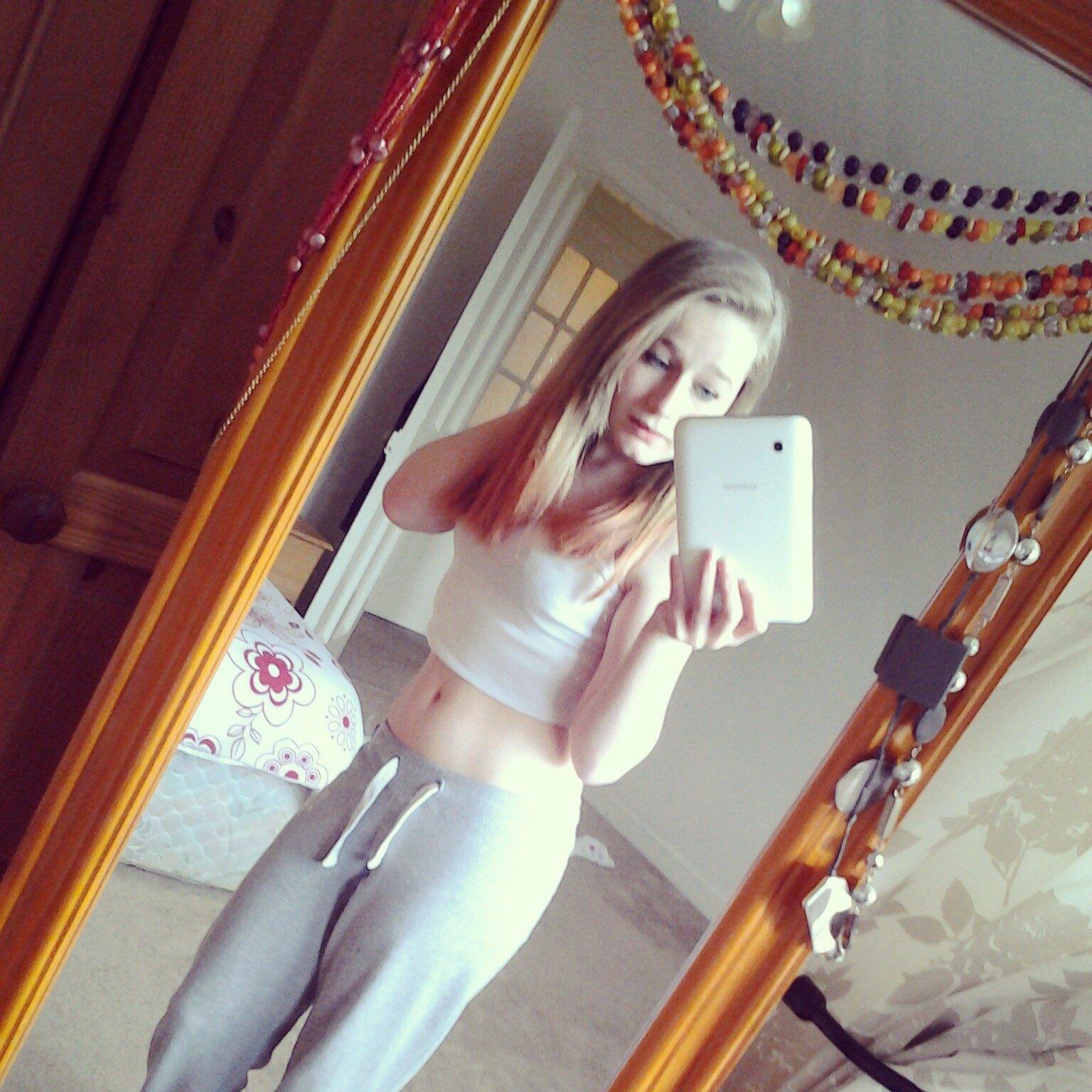 meagancameron2's profile picture. Im 13 years old im never off my tablet  Kik-meaganmoo5  Snapchat-meaganmoo5 Instagram-dumbblonde12020