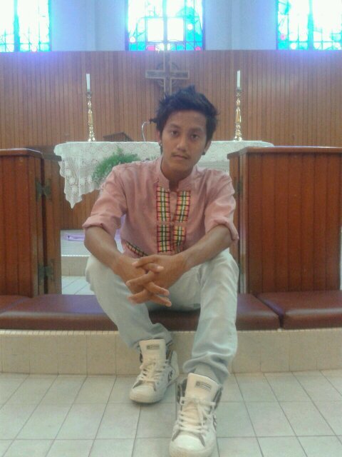 AiLinnShwe's profile picture. 