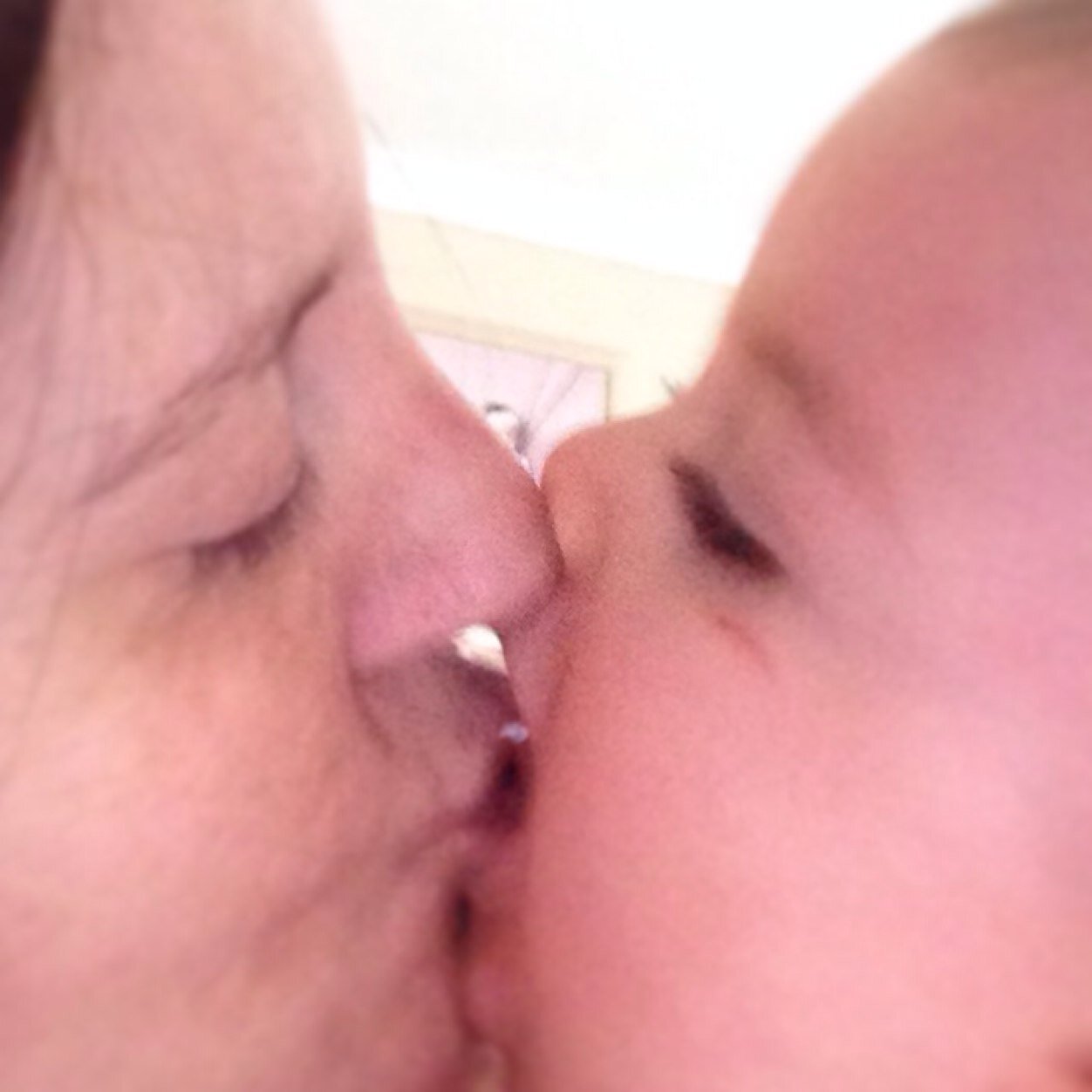 lucymcque's profile picture. Love my gawgus fella and my two kids to the moon and back! TWD comes a close second x