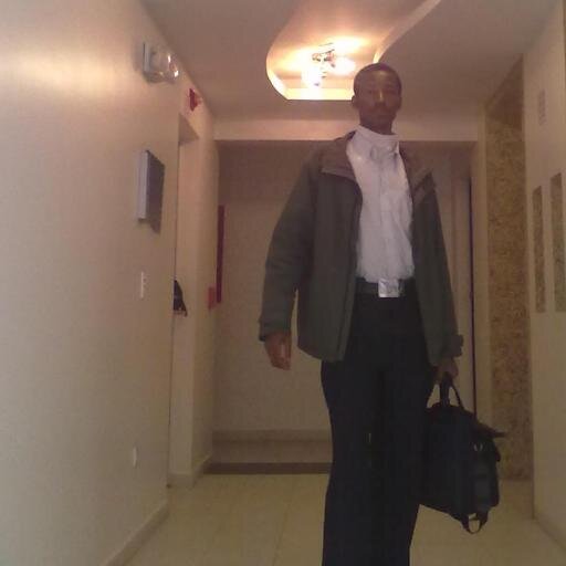 I'm a person very friendly sociable,fun, too I like to make good friends all the time. What'sapp 593990612186