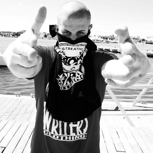 YA DISPONIBLE MI NUEVO DISCO PARA DESCARGA GRATUITA ........``PURA SANGRE NONSTOP´´ ........  https://t.co/Ze3i1yQv6P