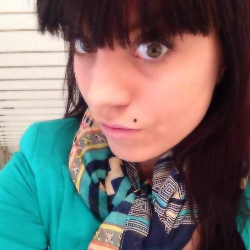 25 ans / Amoureuse & Heureuse / M2 MEEF Eco-Gestion / Assistante d'Education