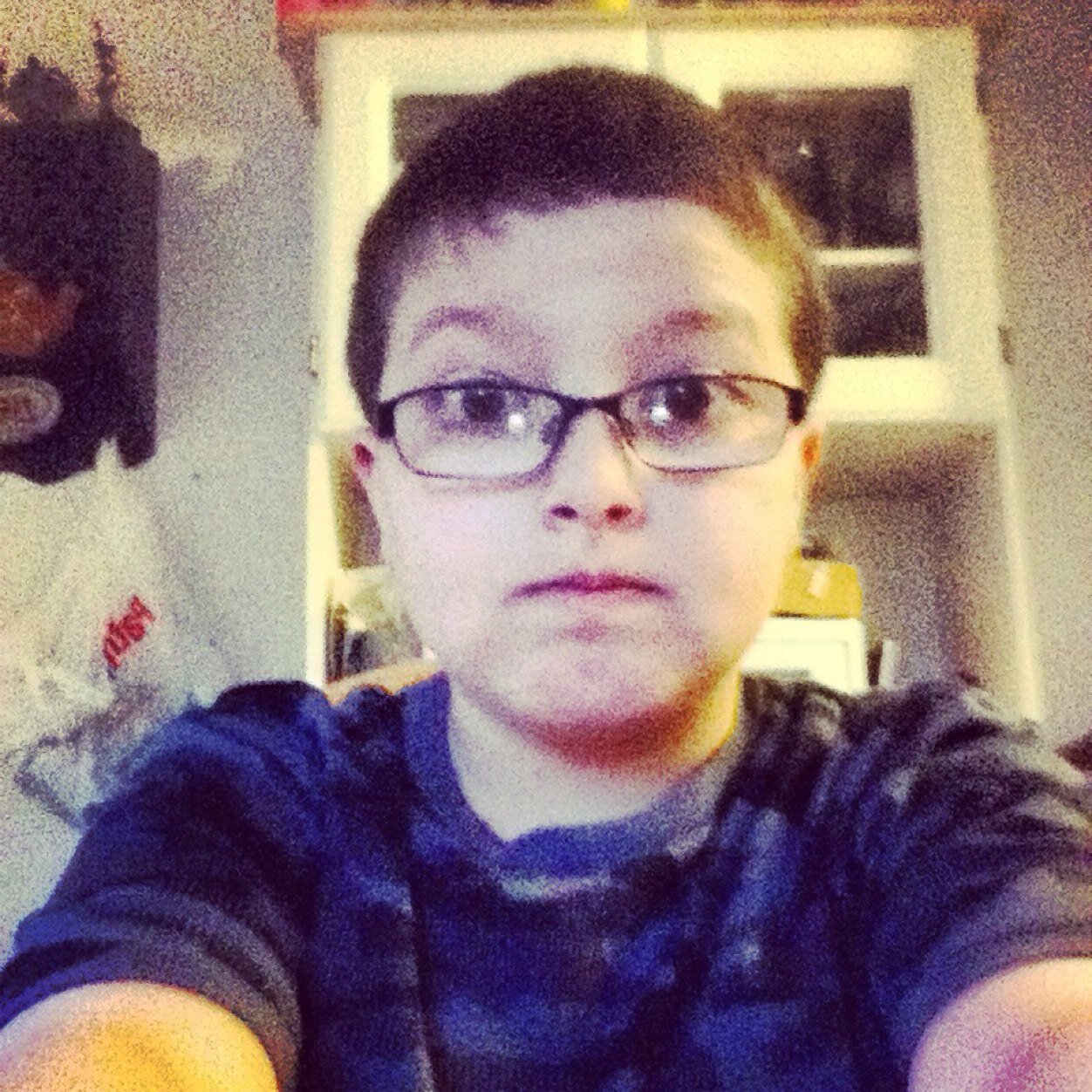 Please follow i love my followers you follow me i follow back follow all my accounts like my pics